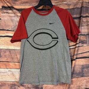 Nike Cincinnati Reds MLB Raglan T-Shirt Men's Size Medium Gray Red Short Sleeve
